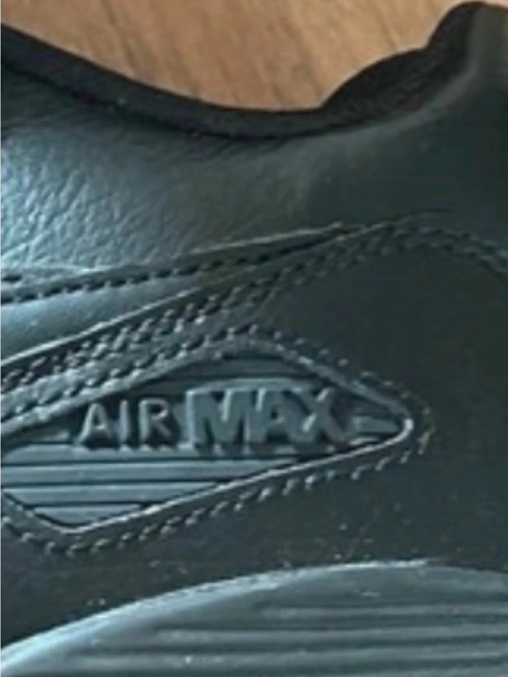 Nike Air Max Pro Sneakers Size 7Y - Blackout   🔥Great condition